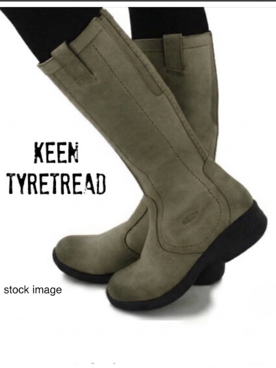 Keen Shoes - KEEN Tyretread leather boots, size 8 in greige
